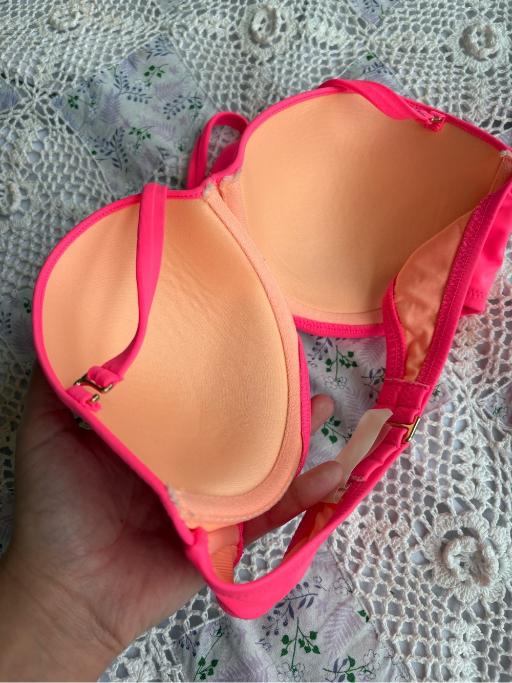 Y2K Victoria’s Secret neon pink ruched halter bikini top - Picture 4 of 5